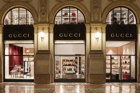 negozio di abbigliamento gucci|gucci boutique locations.